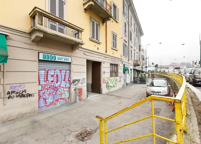 Guesthost - Naviglio Pavese Cosy